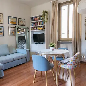 https://navigli-district-elegant-flat-free-wifi-parking.italymilanhotels.net